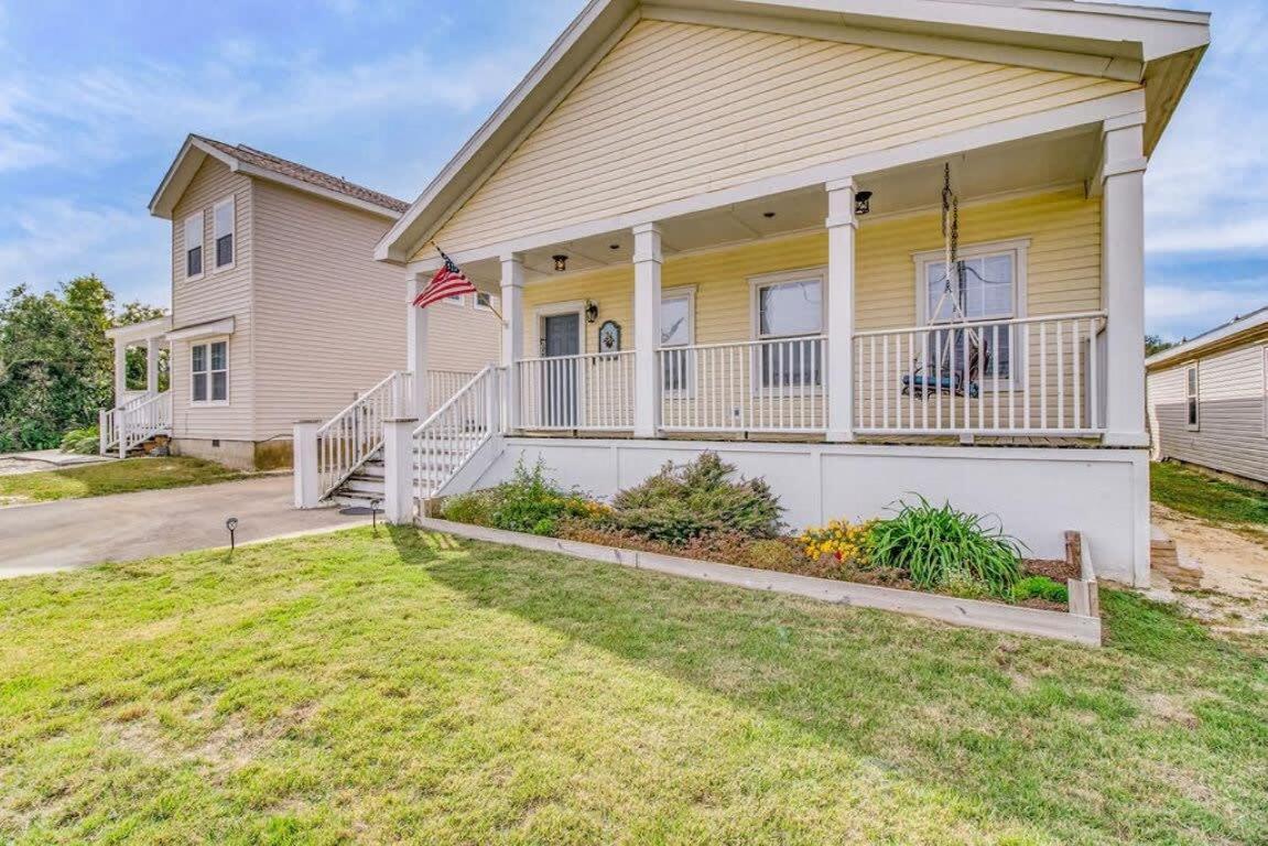 Cam'S Coastal Cottage- Nas Pensacola, Close To Beach ภายนอก รูปภาพ